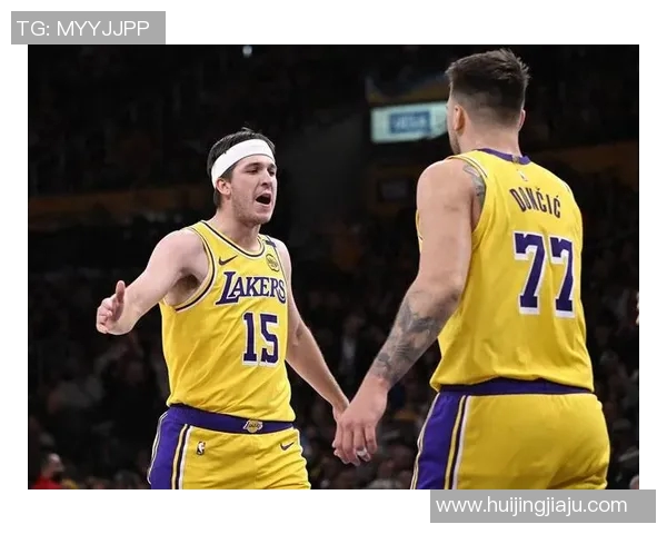 奥斯汀·里夫斯深情告白：湖人是我家，拒绝天价合同只为长留洛杉矶湖人队